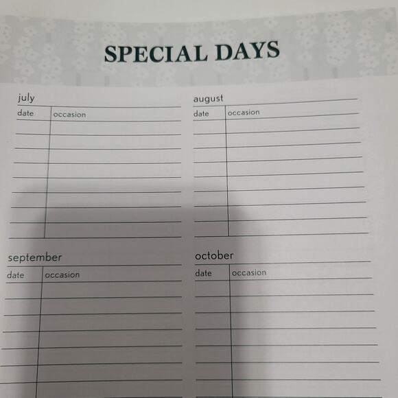 Andrews McMeel Posh Deluxe Organizer 17-Month 2022-2023 Monthly/Weekly Planner - Picture 6 of 16